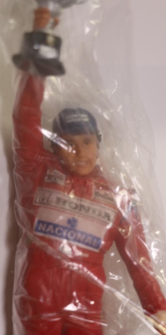 超貴重アイルトン セナ 1991年ブラジルGP優勝記念フィギュア 限定品