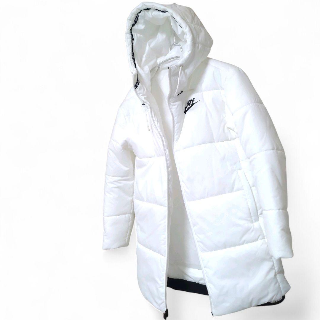 極美　ナイキ　レディース 中綿ダウンジャケット　L　フード付　防寒　ホワイト