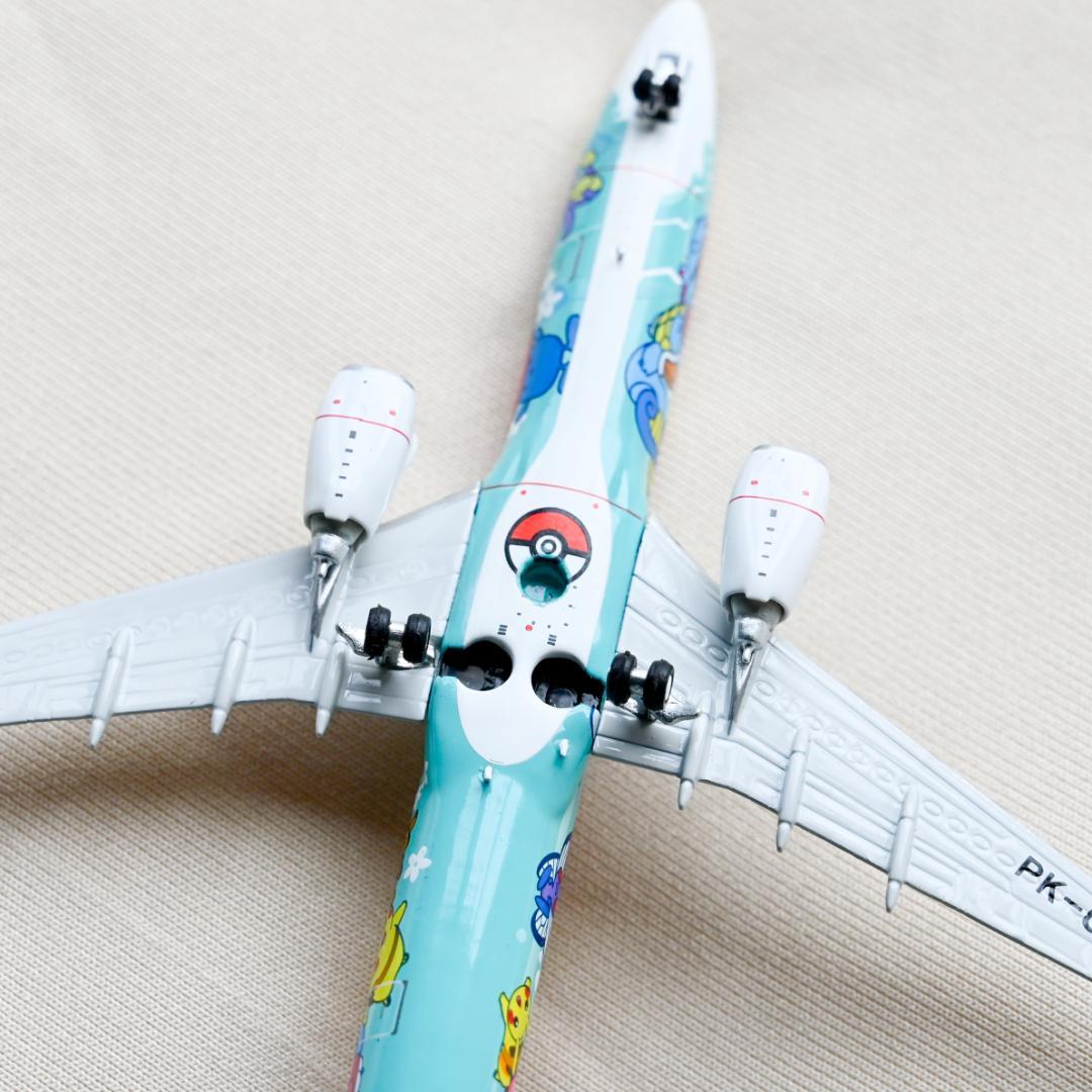 ガルーダインドネシア航空 B737-800 ポケモン塗装 1/400