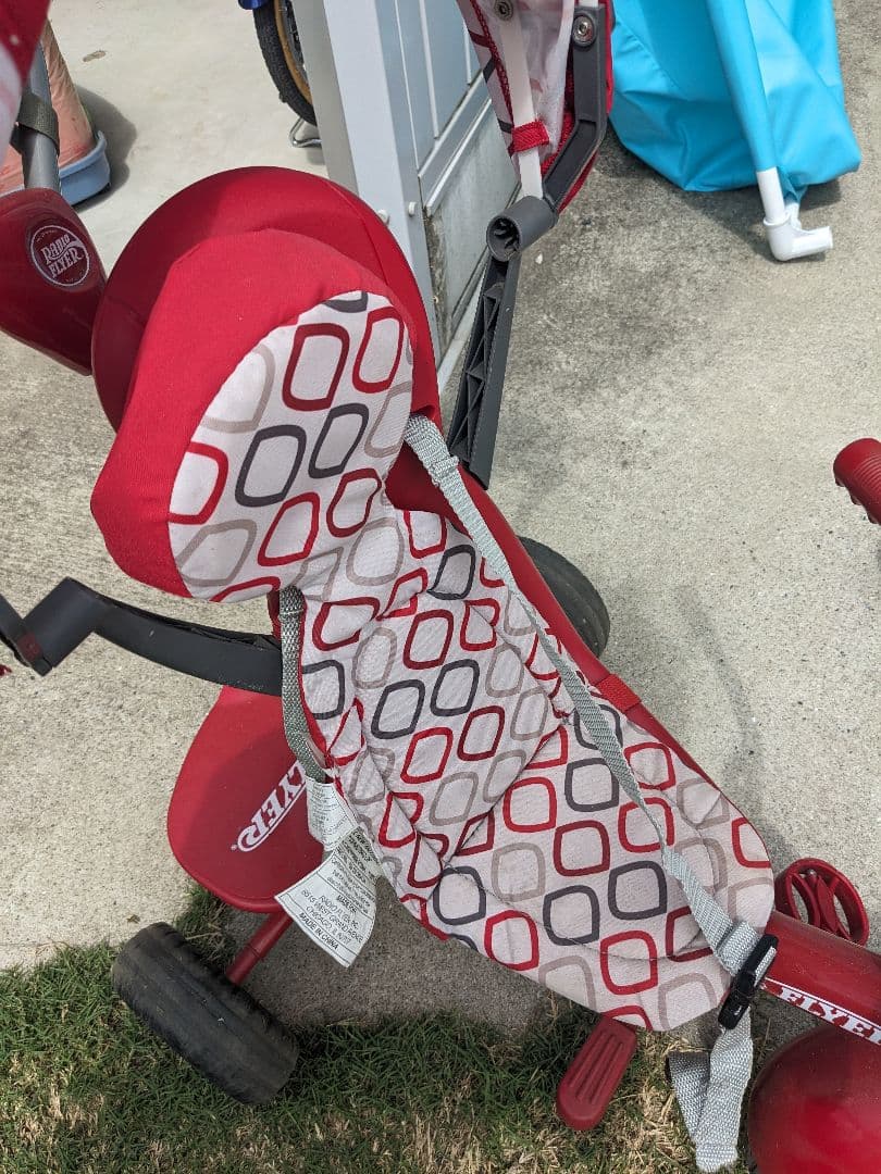 ラジオフライヤー　コストコ　三輪車　レア　希少価値あり　日除け　ケース付き