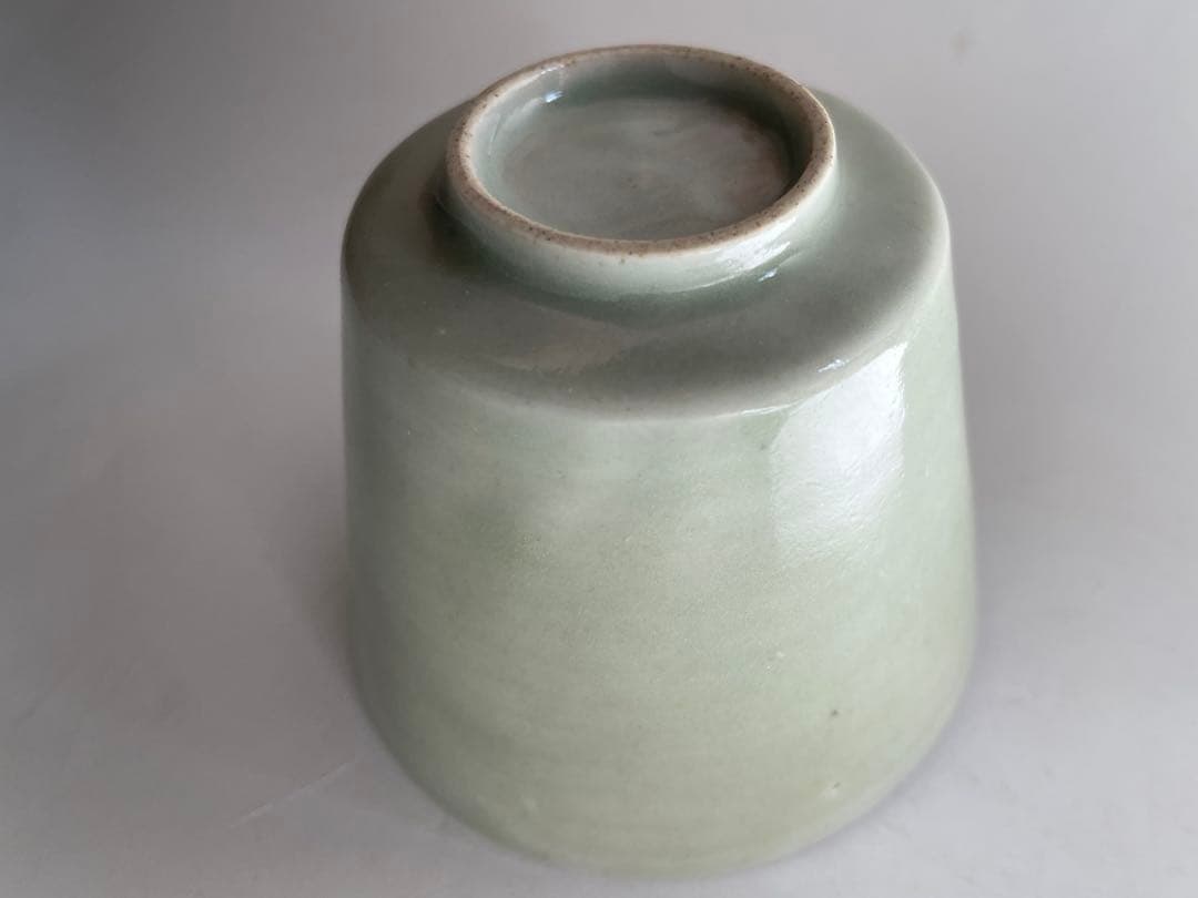 骨董　アンティーク　古伊万里　青磁　白磁　蕎麦猪口　高台付　直しあり