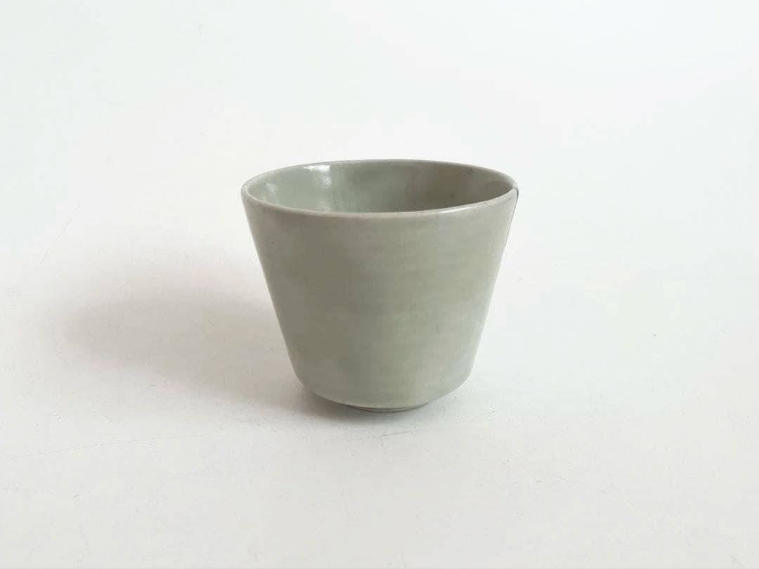 骨董　アンティーク　古伊万里　青磁　白磁　蕎麦猪口　高台付　直しあり