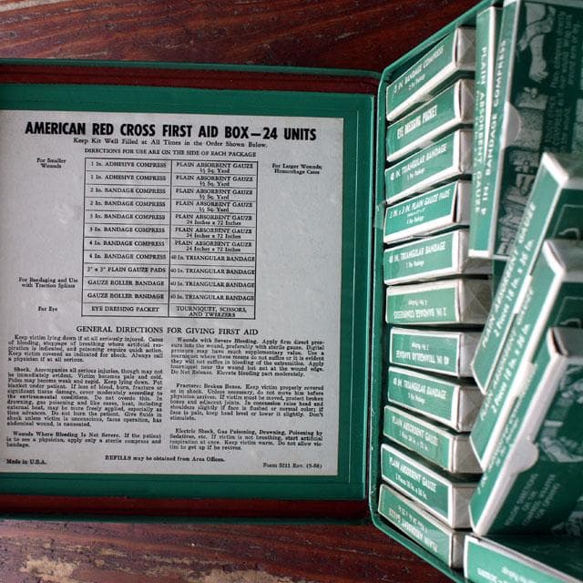 60s FIRST AID ビンテージ 救急箱 アメリカ製