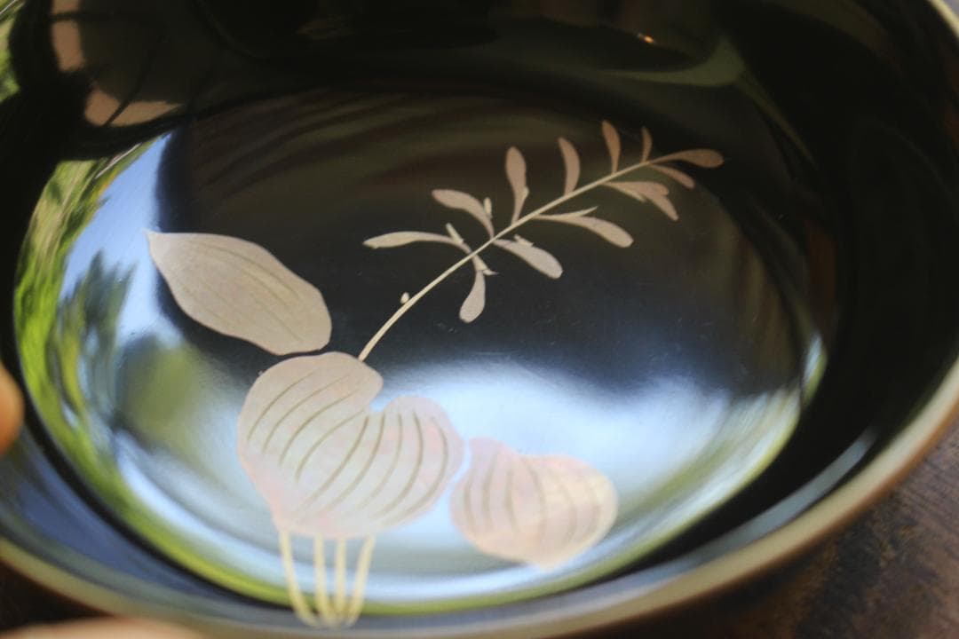 ばら売り可！時代金縁黒漆に優美な草花蒔絵の映える小皿6点（検輪島塗蒔絵皿菓子皿