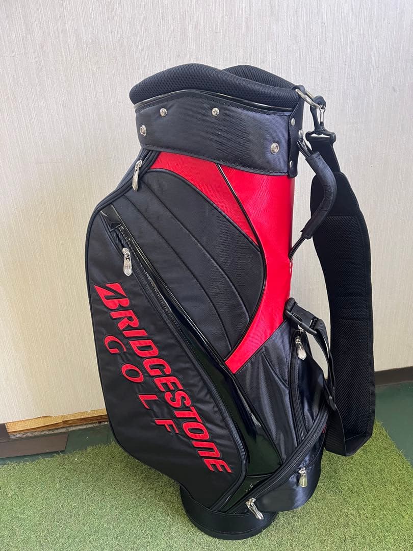 未使用品　軽量キャディーバッグ　ブリヂストンゴルフ
