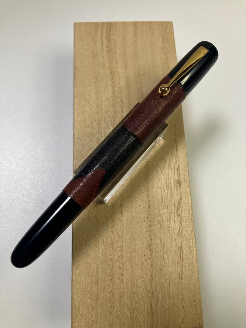 大橋堂　OHASIDO　乾漆塗仕上げ　赤富士　大型　B-nib　万年筆
