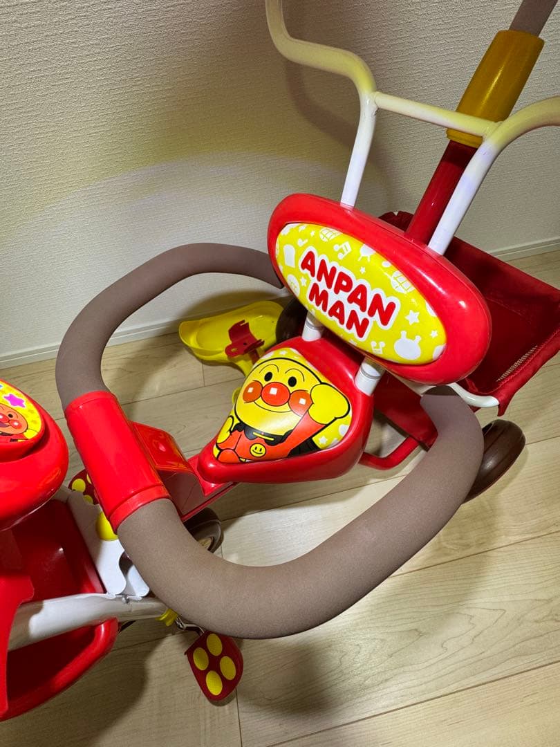【かぱん】それいけ! アンパンマンデラックス 三輪車