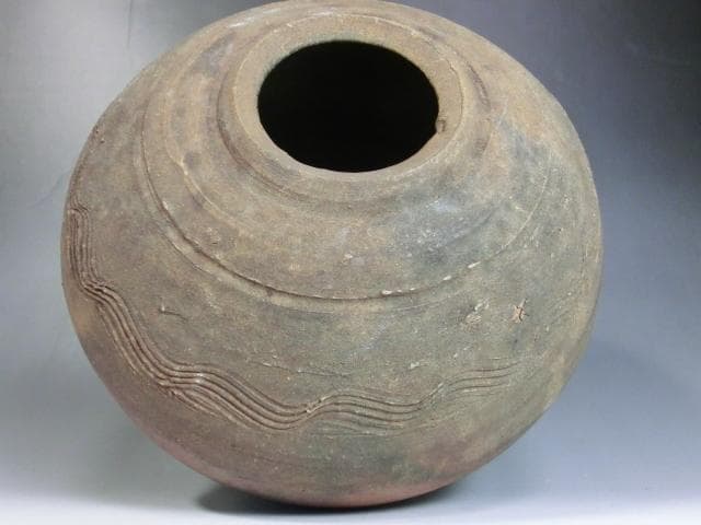 壷■古備前「堂」素焼き 箆目 古い花瓶花器 丸古壺 時代物 骨董品 古美術■