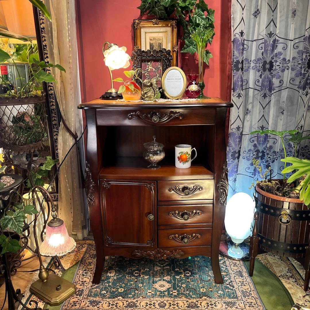 レザートップ　猫脚　アクセントホールキャビネット