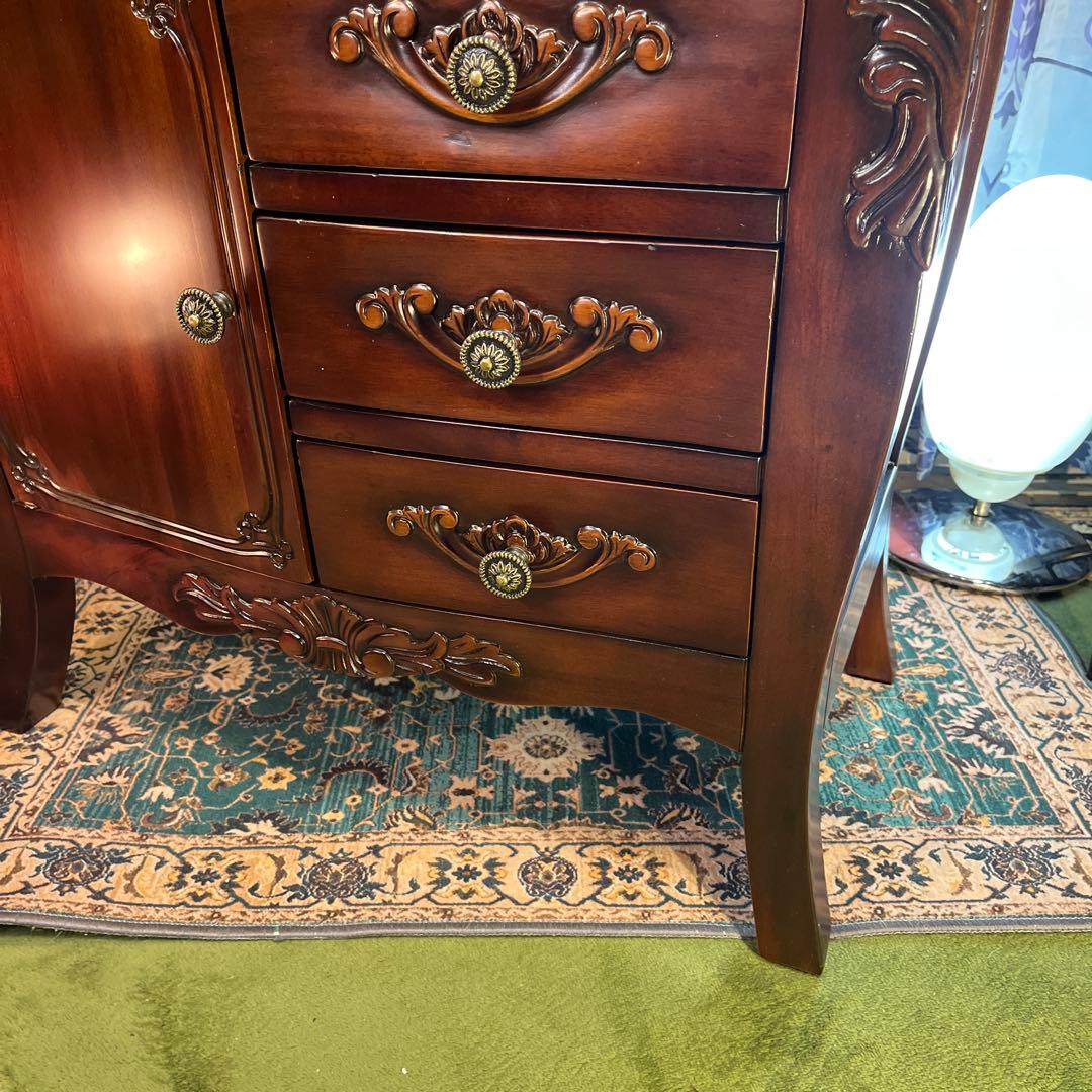 レザートップ　猫脚　アクセントホールキャビネット