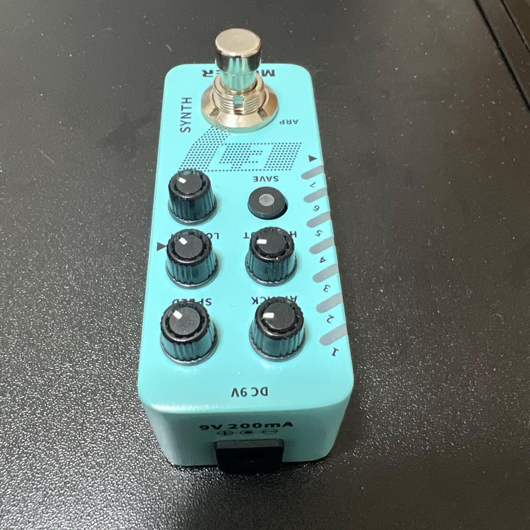 MOOER E7(ギターシンセサイザー)