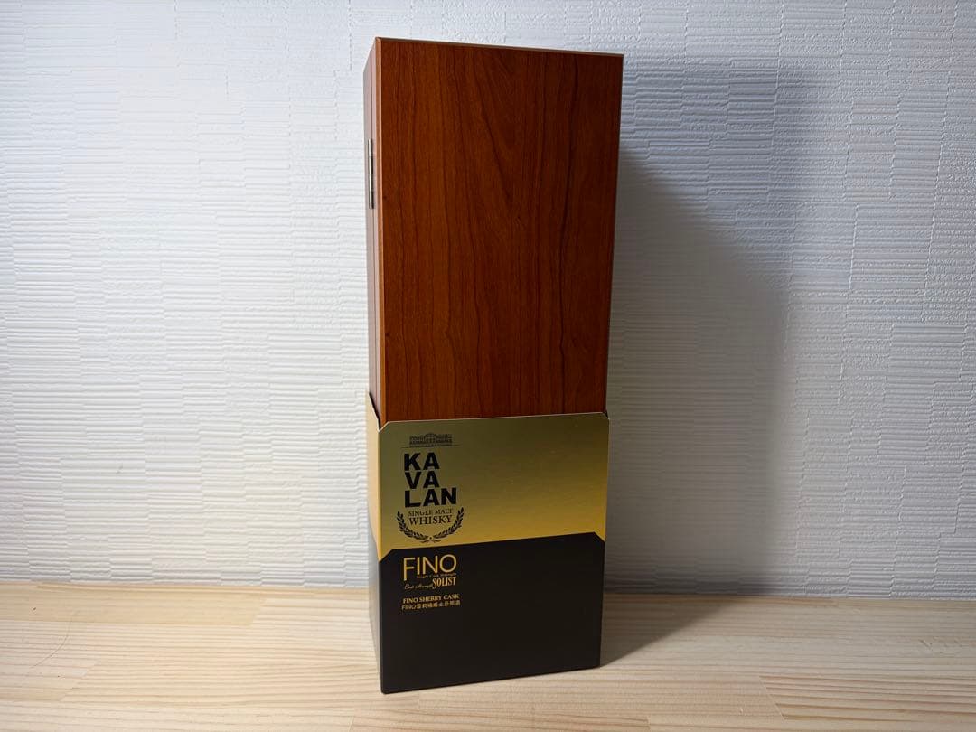 【新品未開栓】KAVALAN FINO ウイスキー 700ml 木箱入り⑩