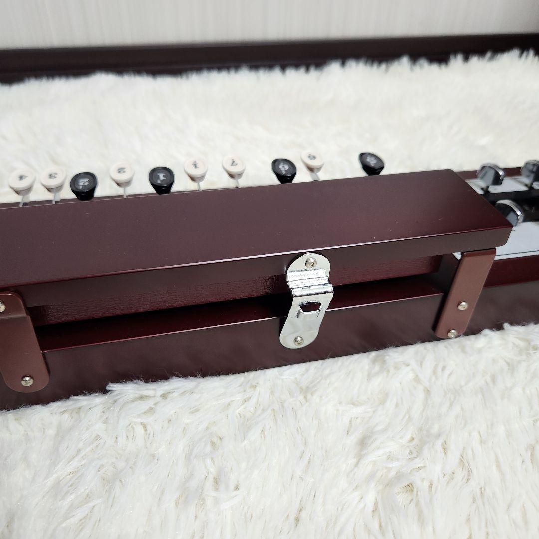 【ほぼ新品！譜面台付き】大正琴　スズキ　特松 SUZUKI 特製 松