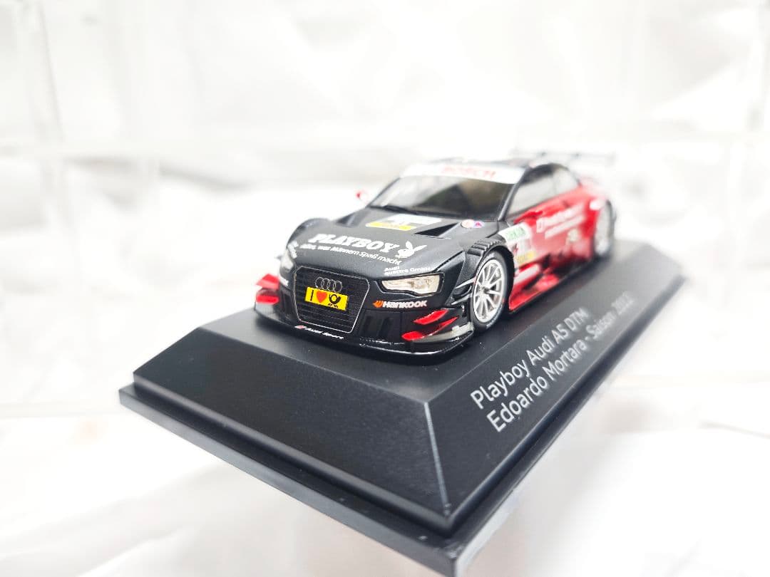 Playboy Audi A5 DTM　1/43 ミニカー　フィギュア　アウディ
