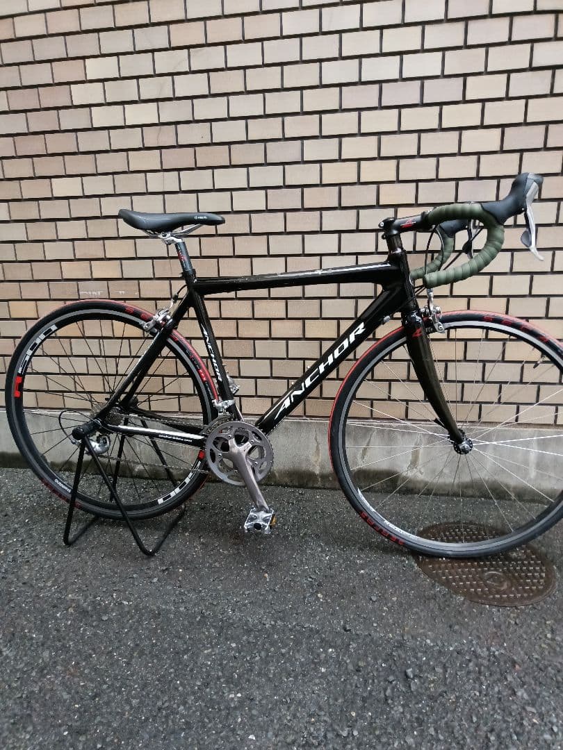 ANCHOR カーボンロードバイク　中古車　店舗渡しのみ。