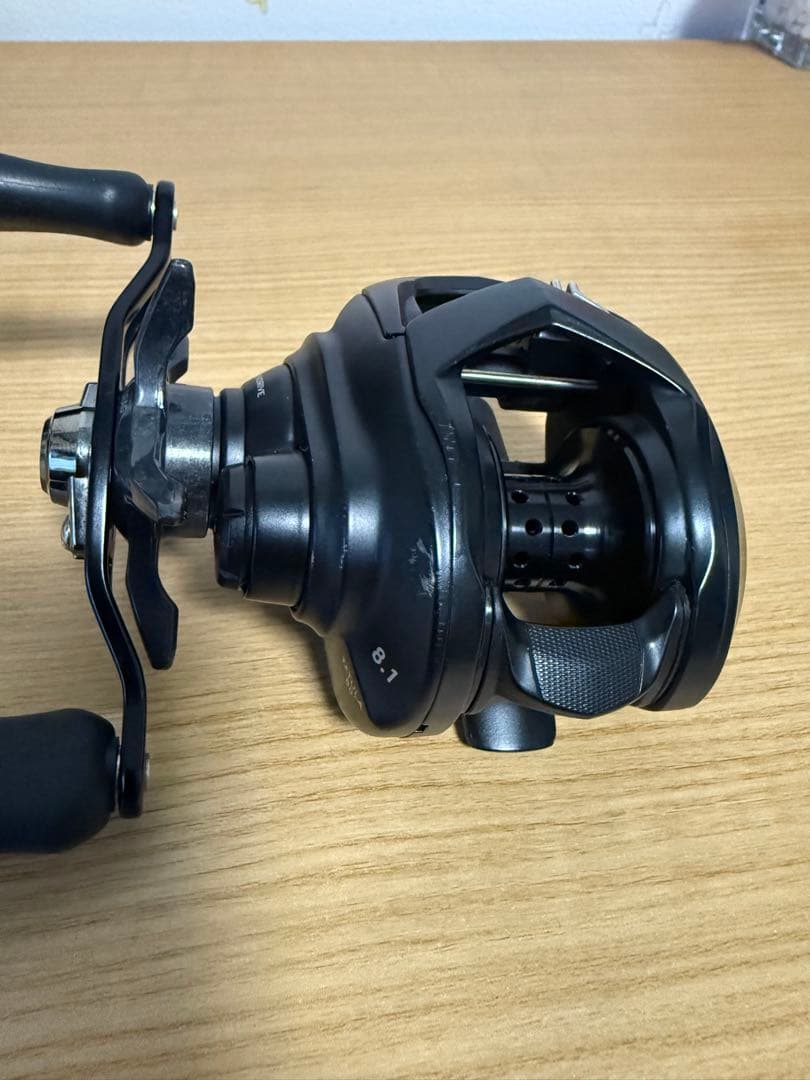 最終値下げ)ダイワ　タトゥーラ80 (ギア比8.1