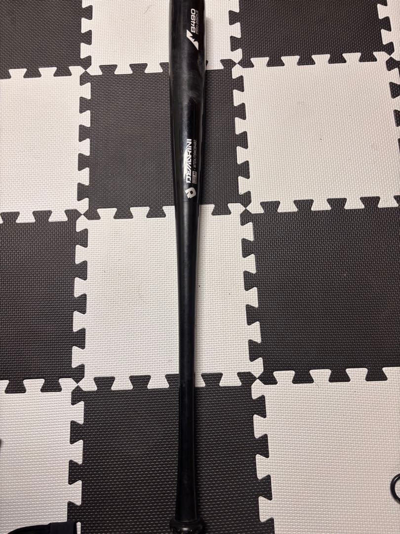 ディマリニ コンポジットバット ブラック