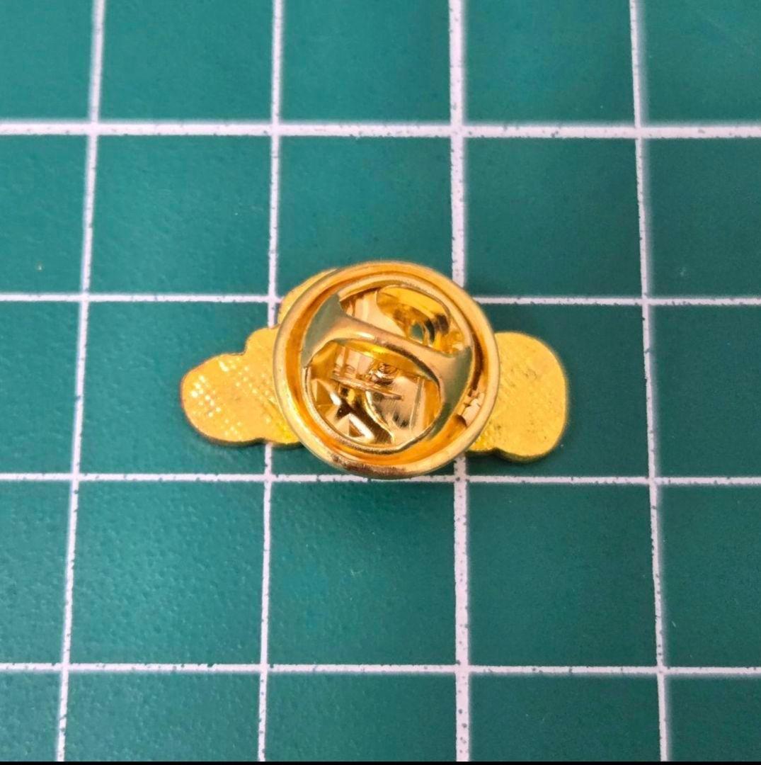 万博　ギニア館　ピンバッチ　ギニアパビリオン　ゴールド