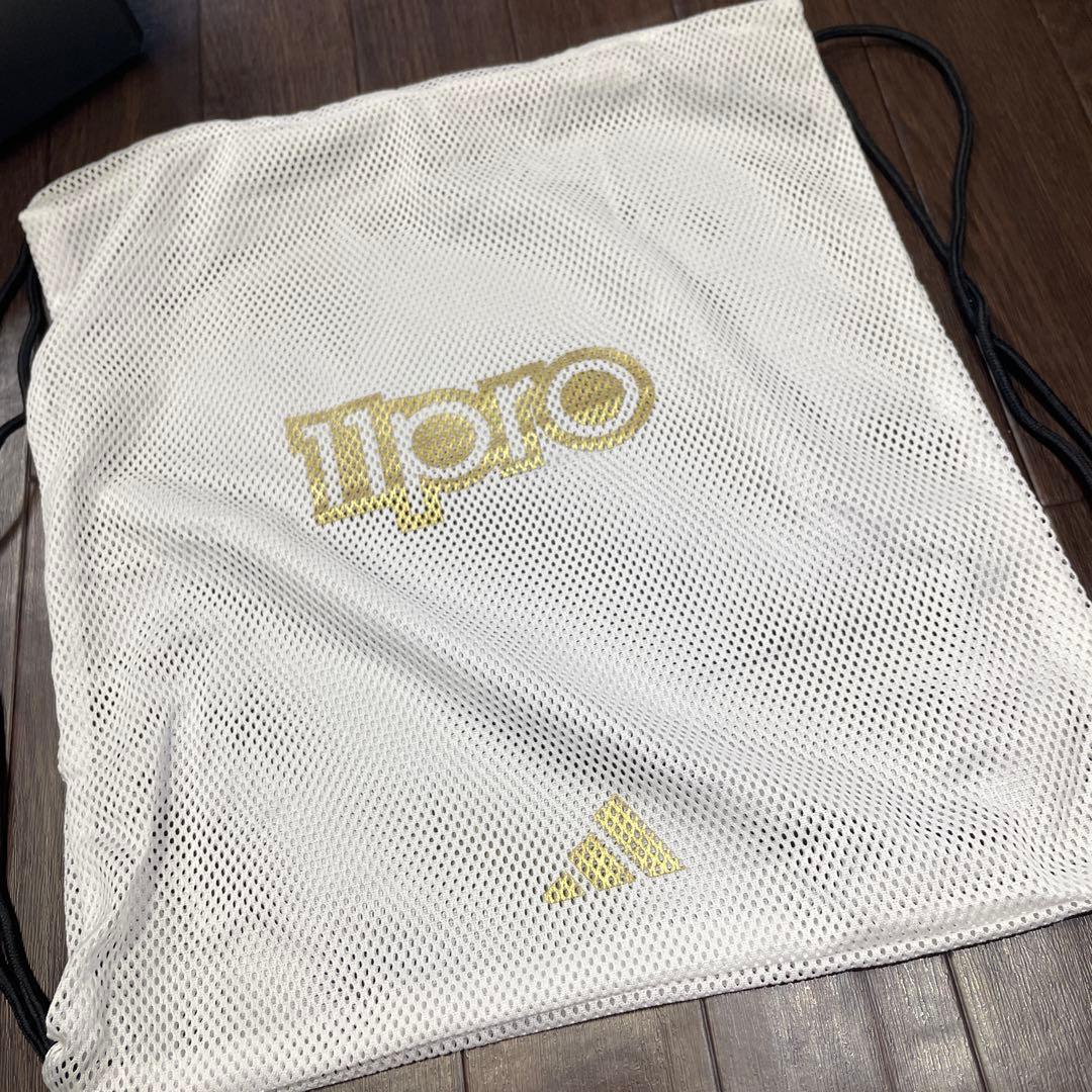 アディダス 11 PRO トニ・クロース モデル FG 28cm