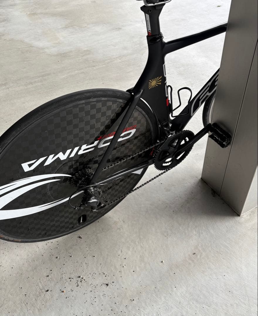 総額35万超‼️FELTフルカーボンttバイク