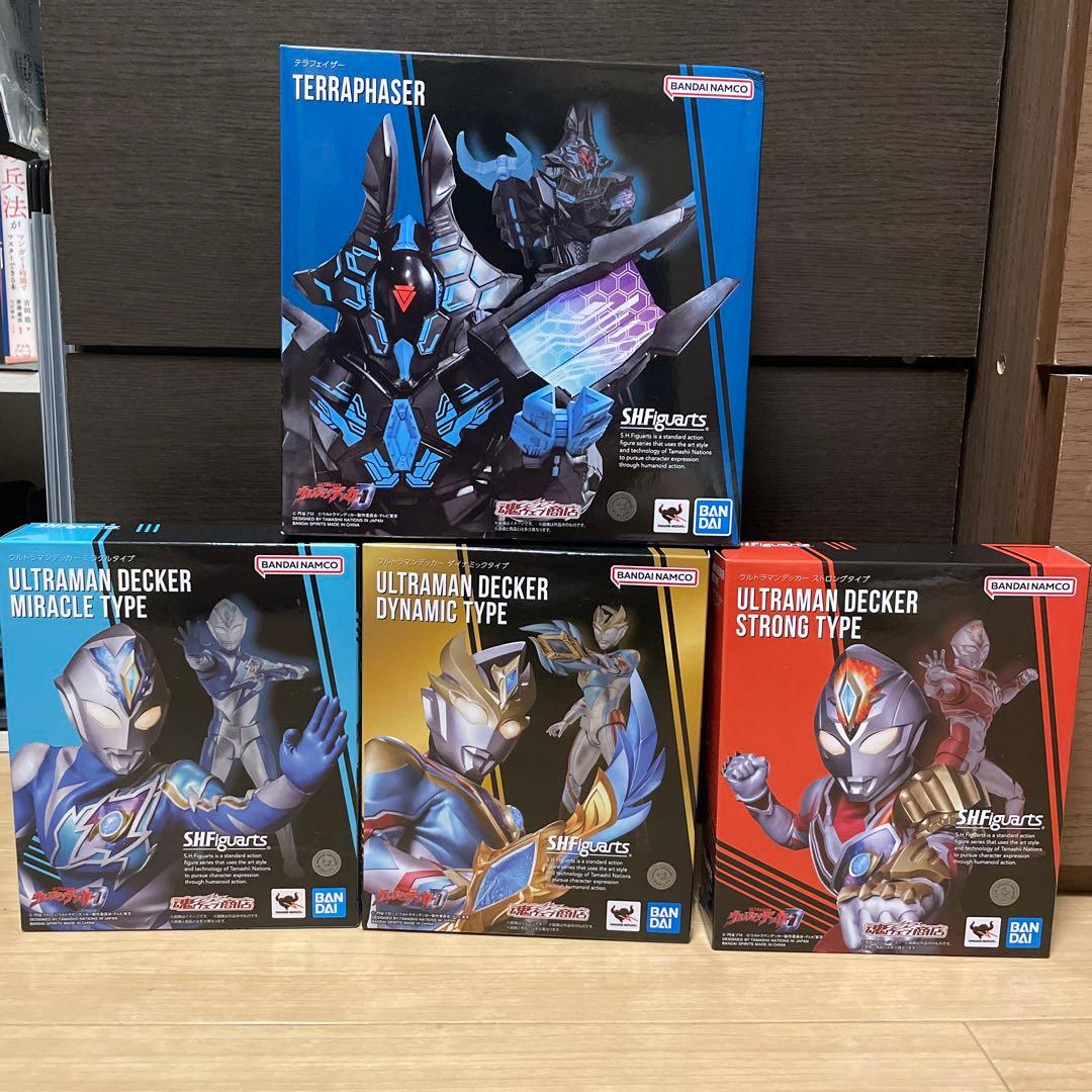 s.h.figuarts ウルトラマンデッカー　まとめ売り