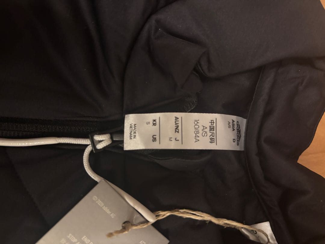 アディダス　レディース　ゴルフウェア　ダウン上下