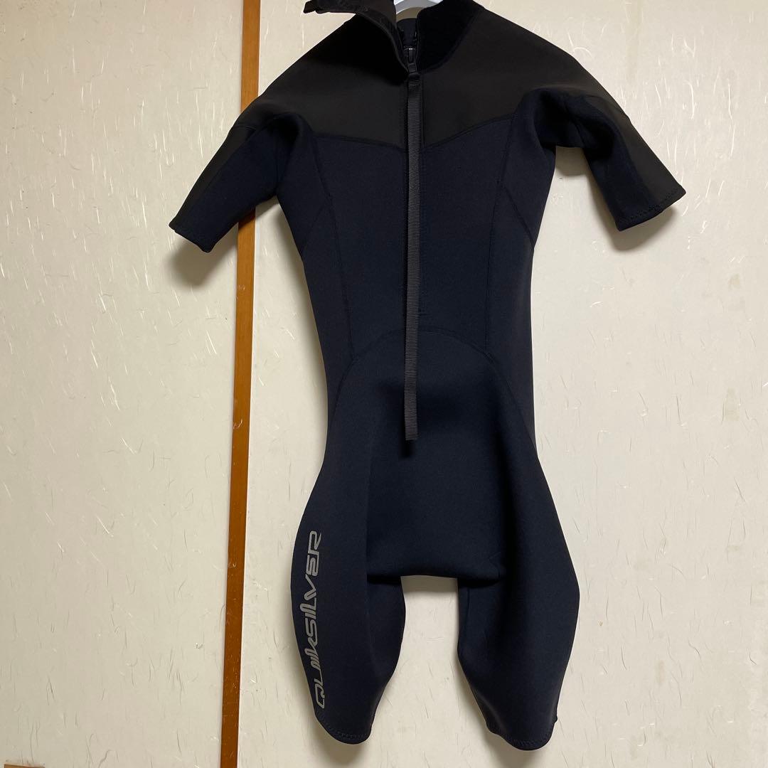 【美品】Quiksilver クイックシルバー ウェットスーツ　　メンズＭ