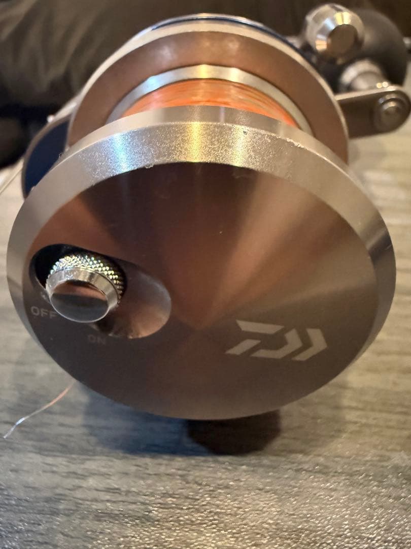 Daiwa ソルティガ15H 美品　ファイヤーライン2.0新品500メートル巻き