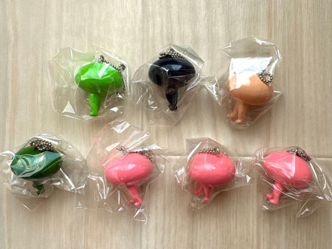 ナオト・インティライミ キーホルダー 缶バッジ マグネット ポチ袋他 ガチャ