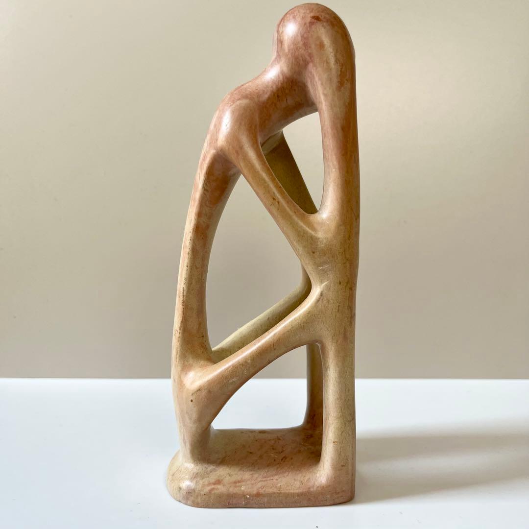 ソープストーン　考える人　石　石製　石彫　石彫り　置物