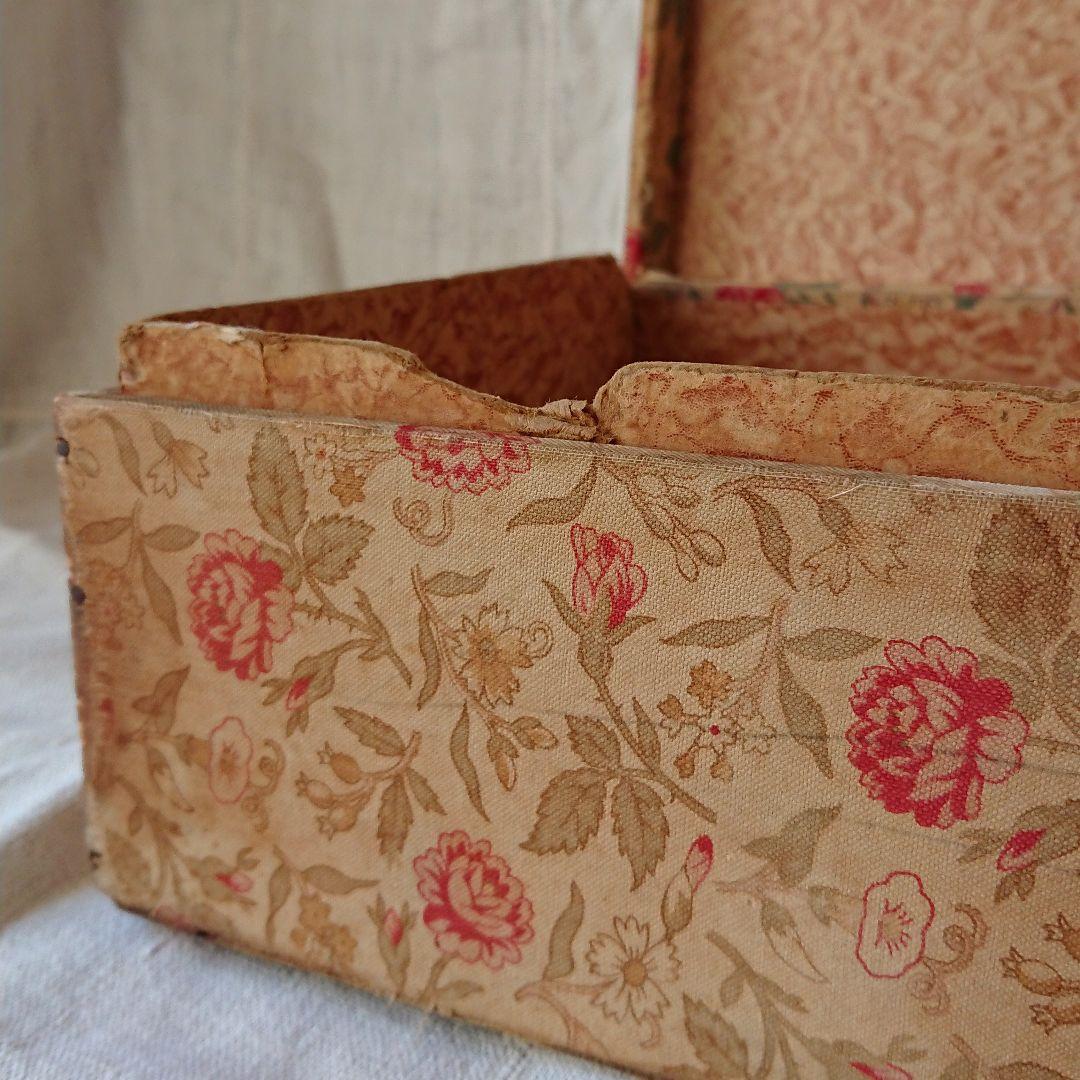 カルトナージュ 可愛い花柄の大きな収納ボックス 木製 フランスアンティーク