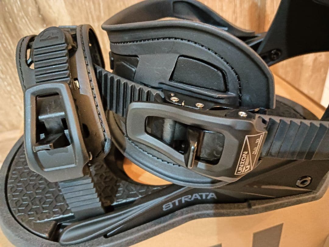 最終値下げ5日限り　UNION 2324ストラーダ　Мサイズ