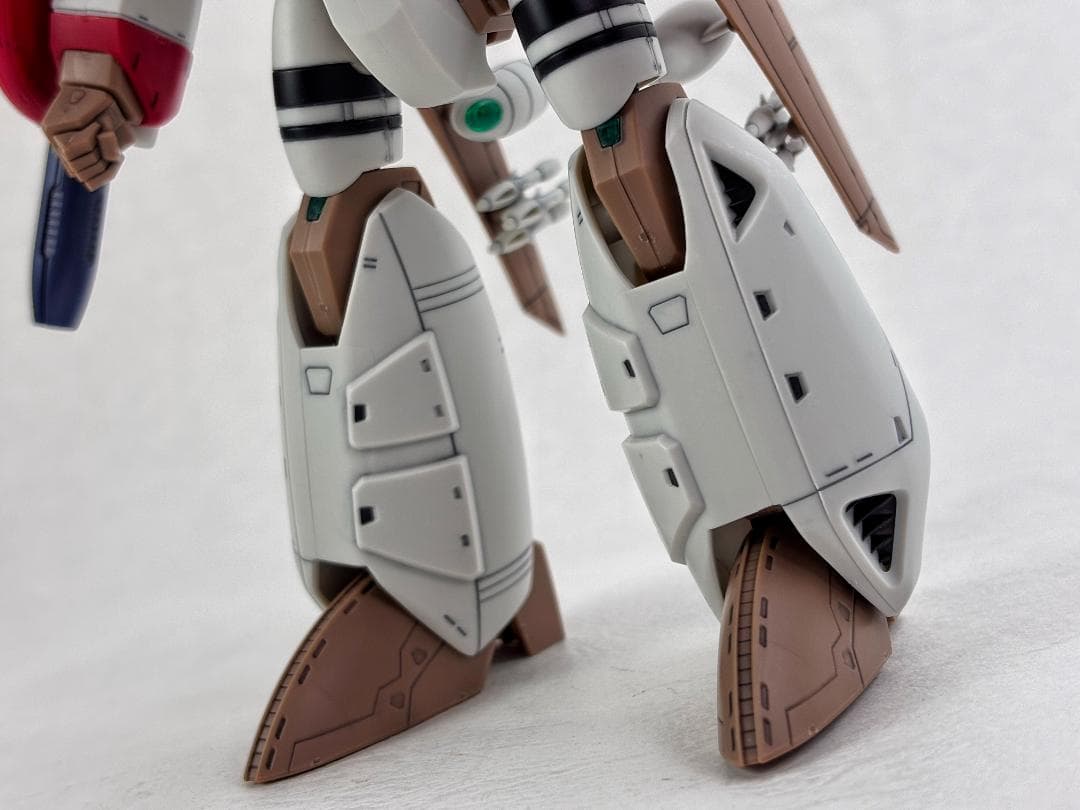 MODEROID オーガス