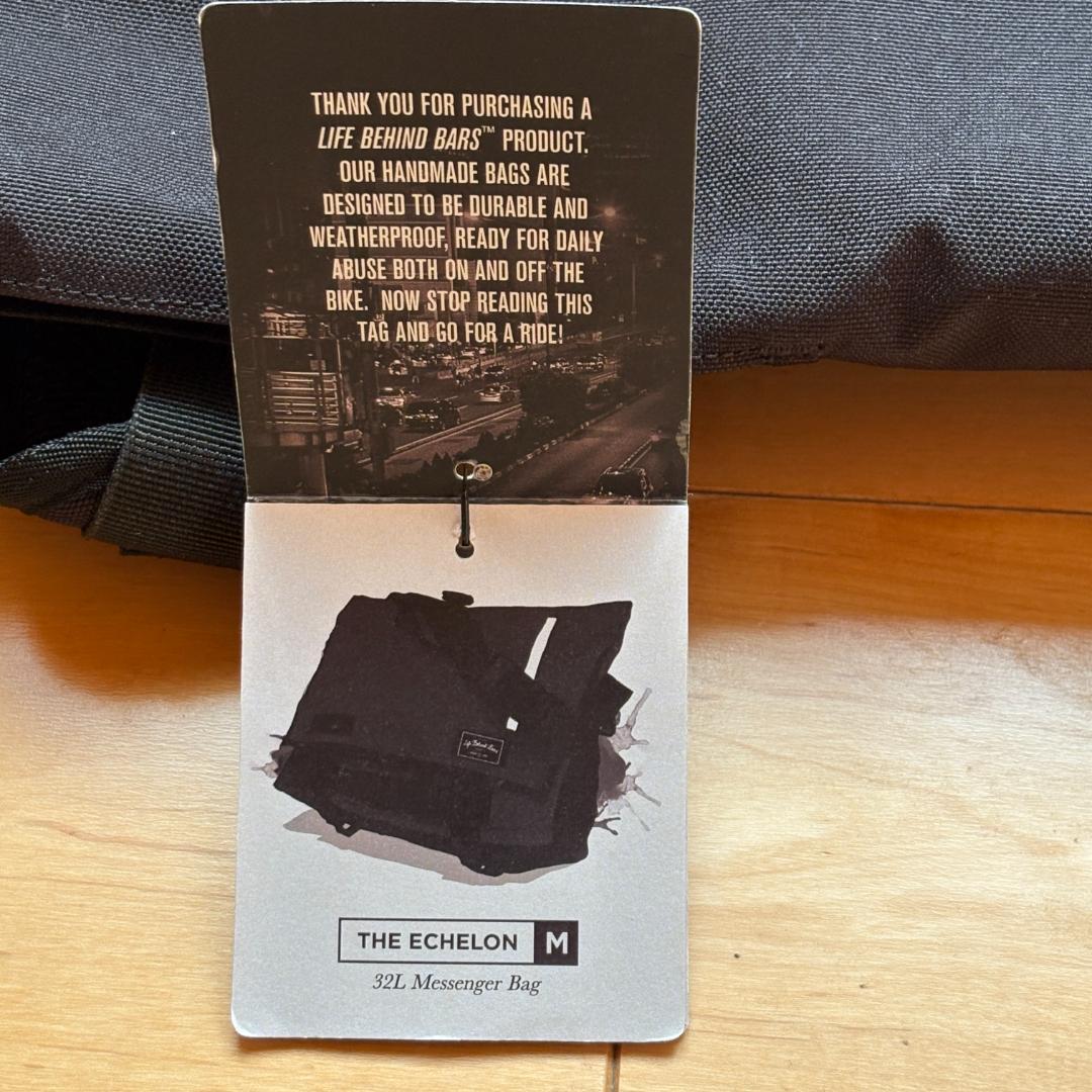 ☆Life Behind Bars☆ メッセンジャーバッグ ブラック【未使用】