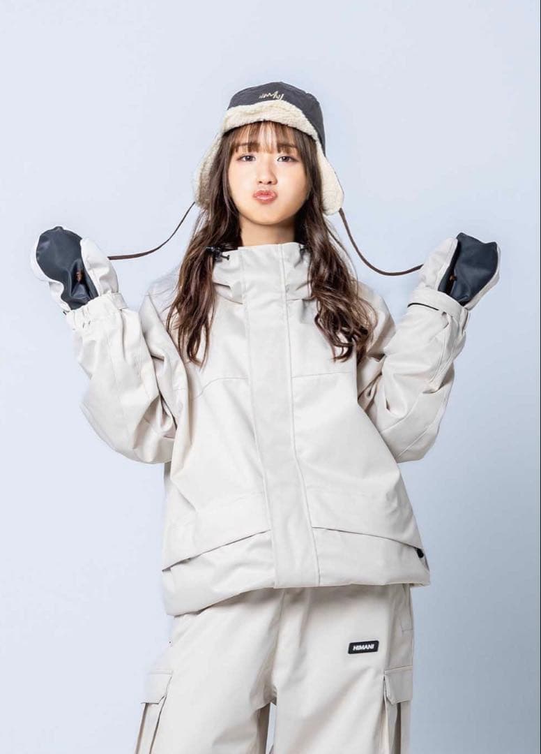 ハイマスマニア　スノボ　ウェア　ベージュ