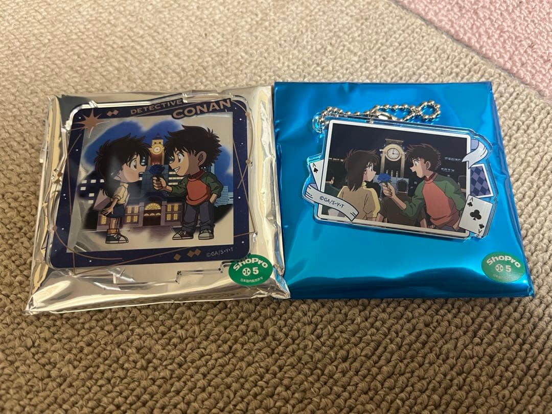 まじっく快斗　怪盗キッド　黒羽快斗　中森青子　アクリルスタンド　キーホルダー