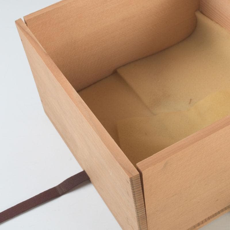 茶道具　八坂焼　赤楽　金銀二段　嶋台茶碗　共箱　V　9818