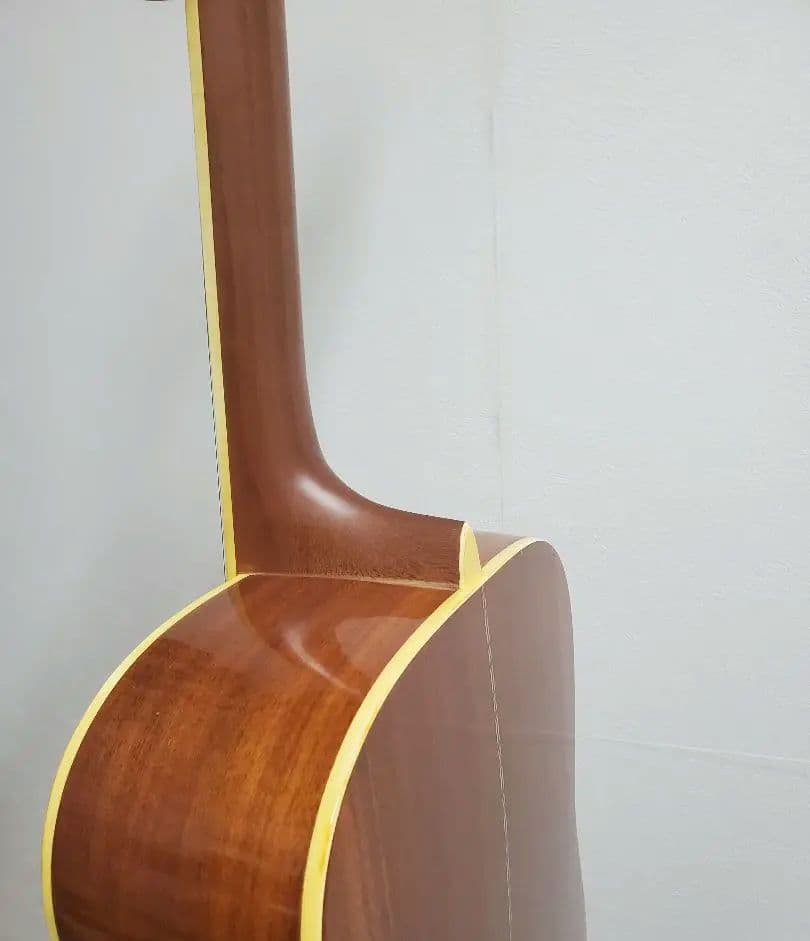 MORALES アコースティックギター