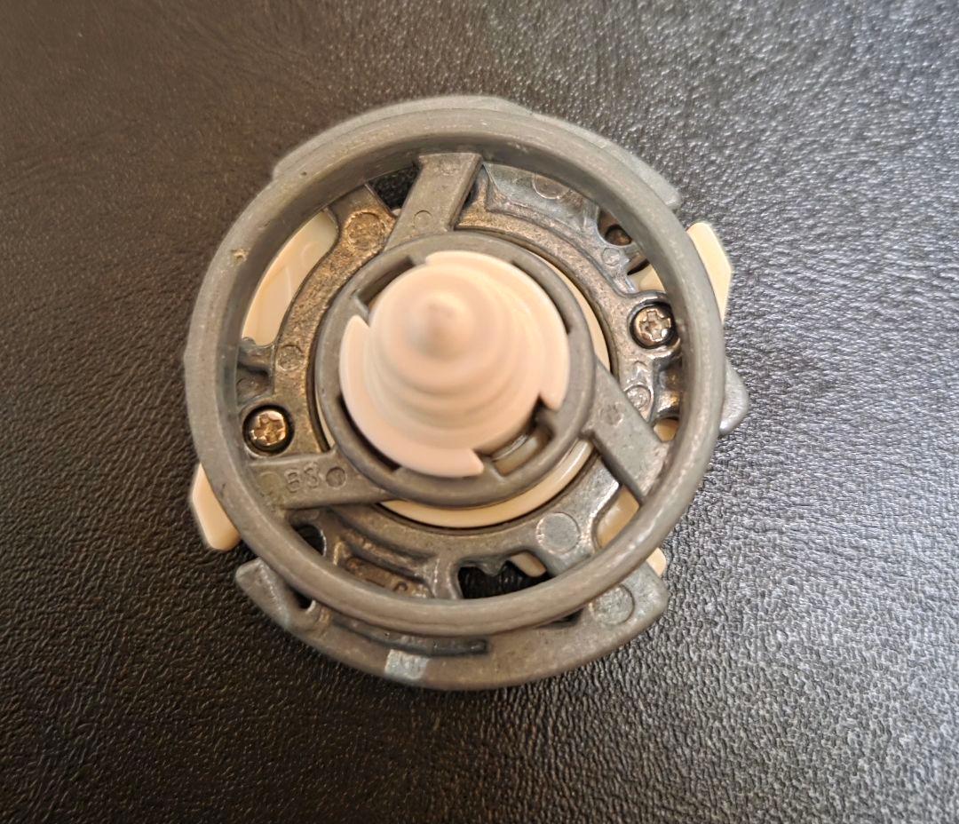 爆転シュート　ベイブレード　HMS