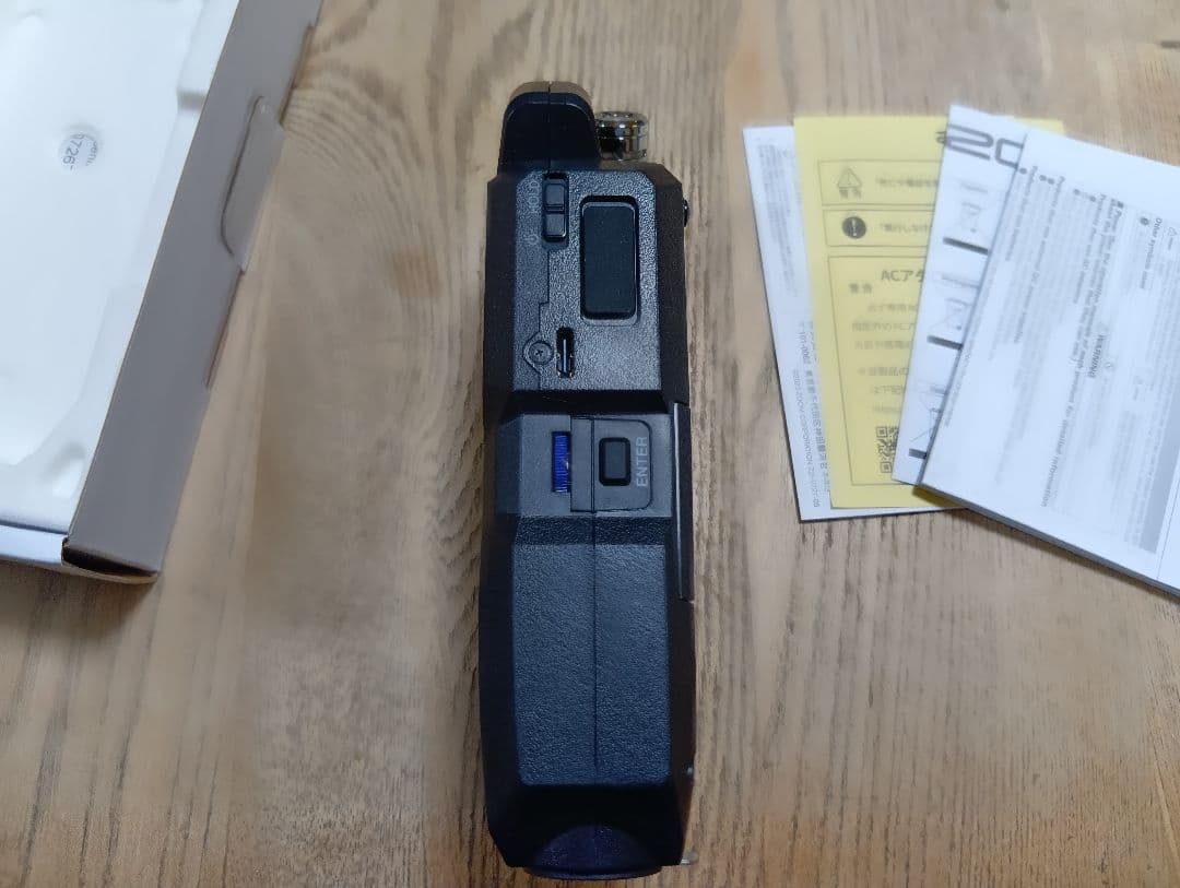 ZOOM H4 essential 32bit floatレコーダー