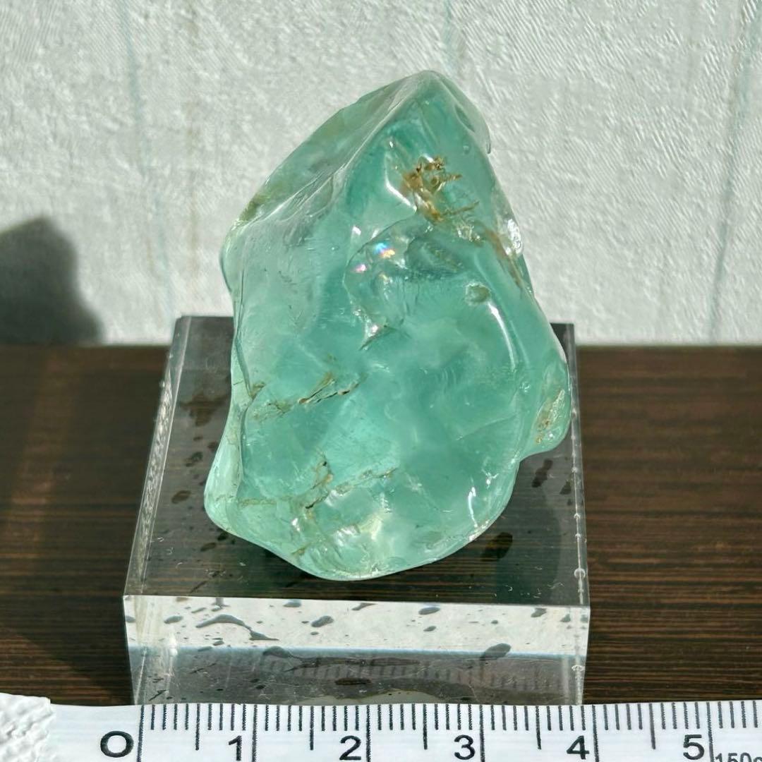 アクアマリン　ベリル　ブラジル産　鉱物標本