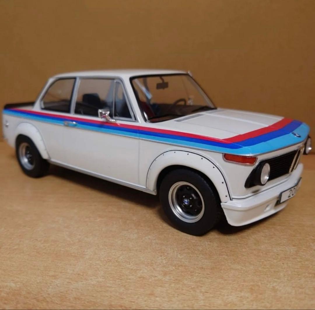 2002 Turbo 1:18 スケールモデルカー
