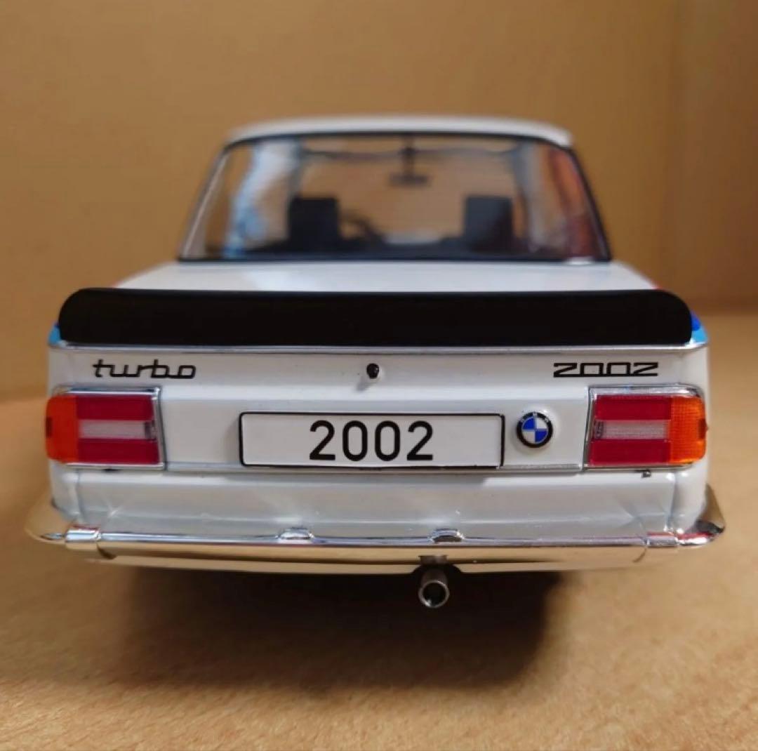  2002 Turbo 1:18 スケールモデルカー