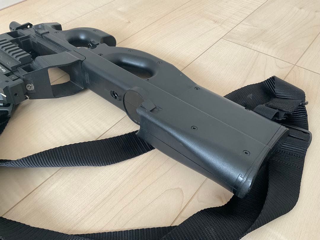 東京マルイ　電動ガン　P-90 スタンダード　現状