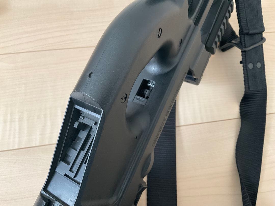 東京マルイ　電動ガン　P-90 スタンダード　現状