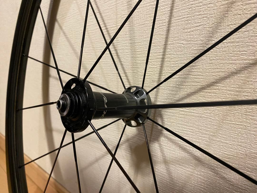 ☆新古品☆ シマノ デュラエース カーボンホイール
