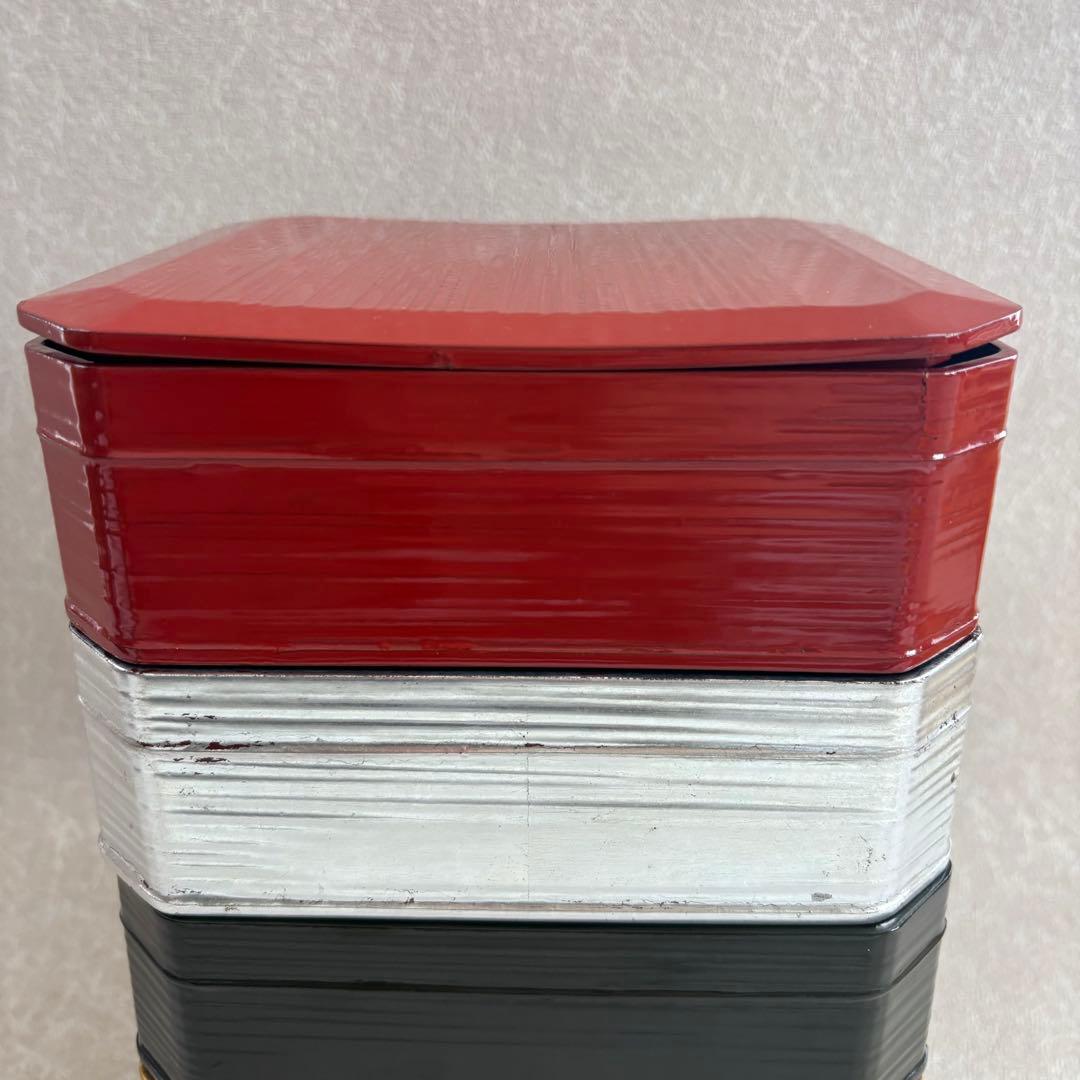 塗匠 五代 川端近左 利休形 縁高 菓子器 共箱 片木目五色縁高 共箱