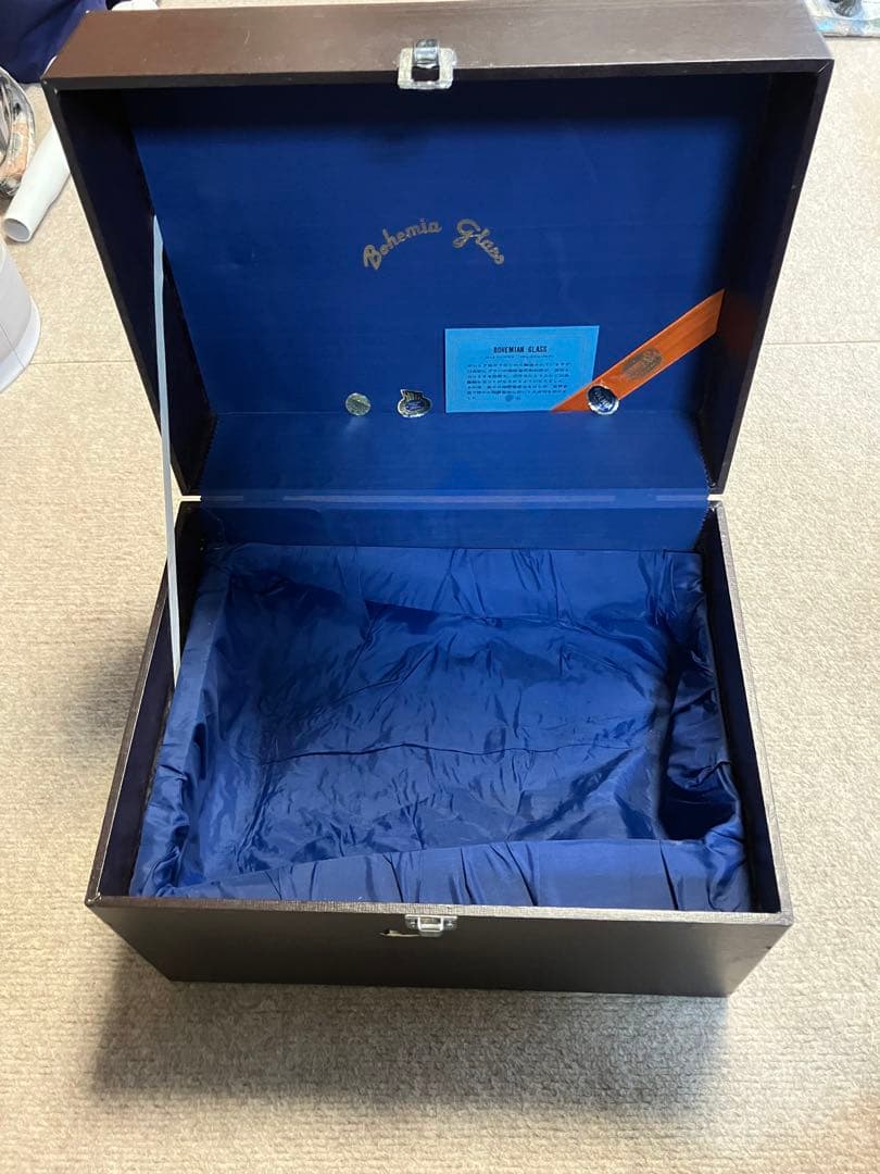 ボヘミアグラス　花瓶　大型