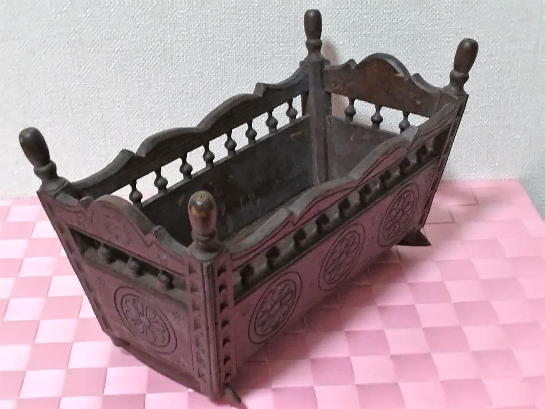 フランス アンティーク ブルターニュ 木製 ドールベッド