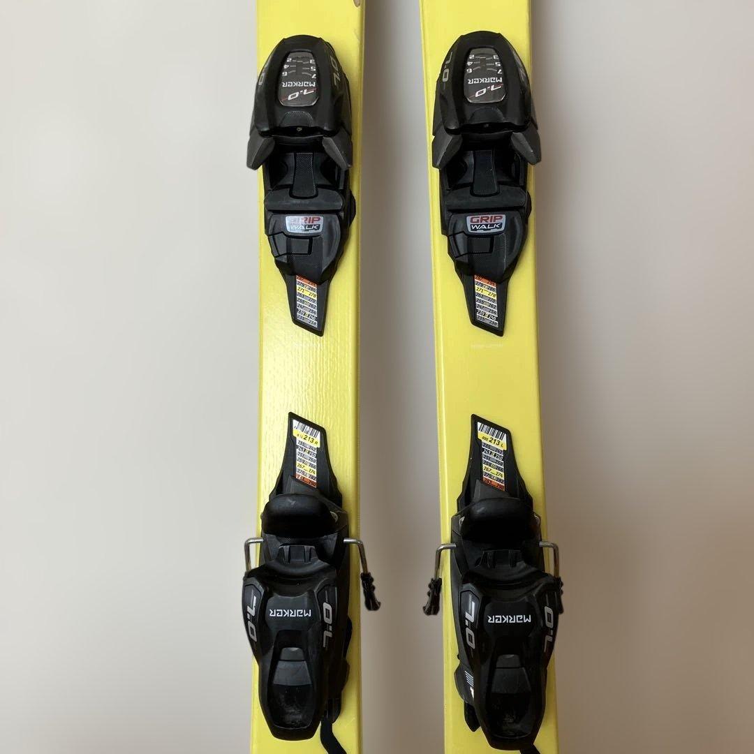 Völkl イエロー スキー板　ツインチップ